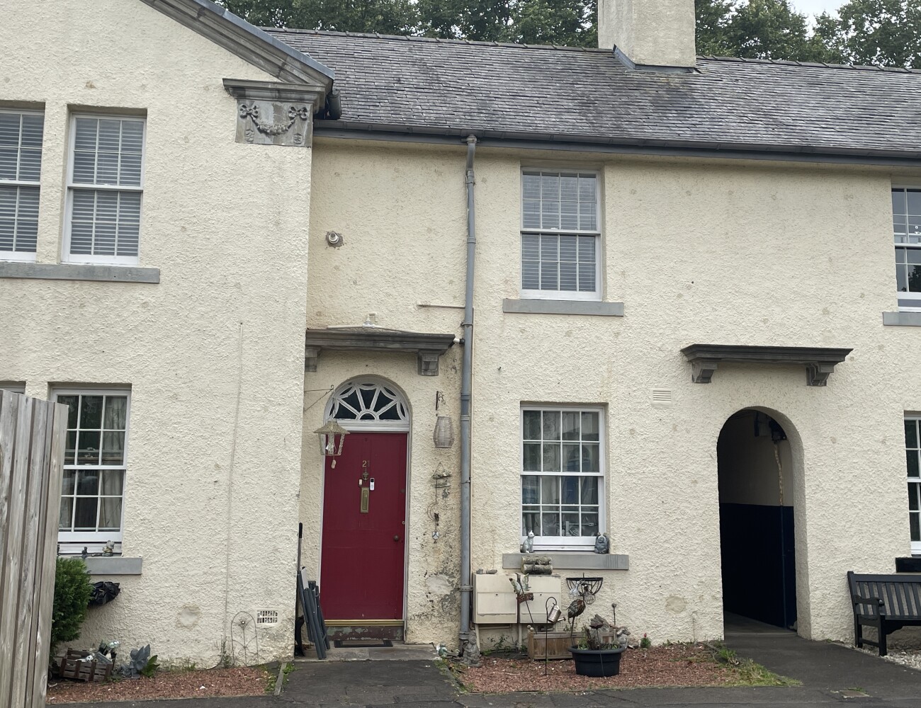 20 Earl Haig Gardens, Edinburgh EH5 3PX - Two Bed First Floor Flat ...