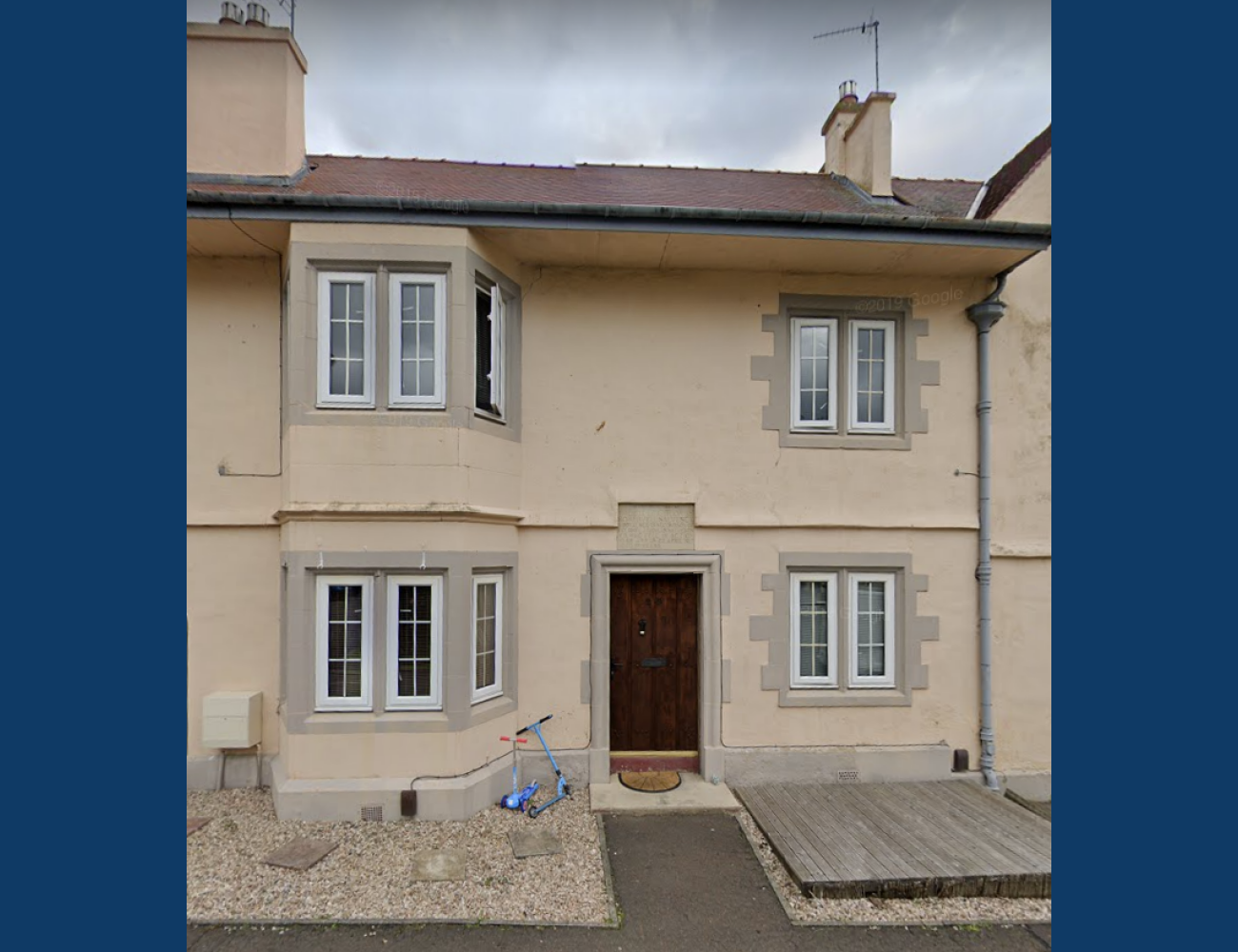 29 Earl Haig Gardens, Edinburgh EH5 3PX Three Bedroom Terrace House