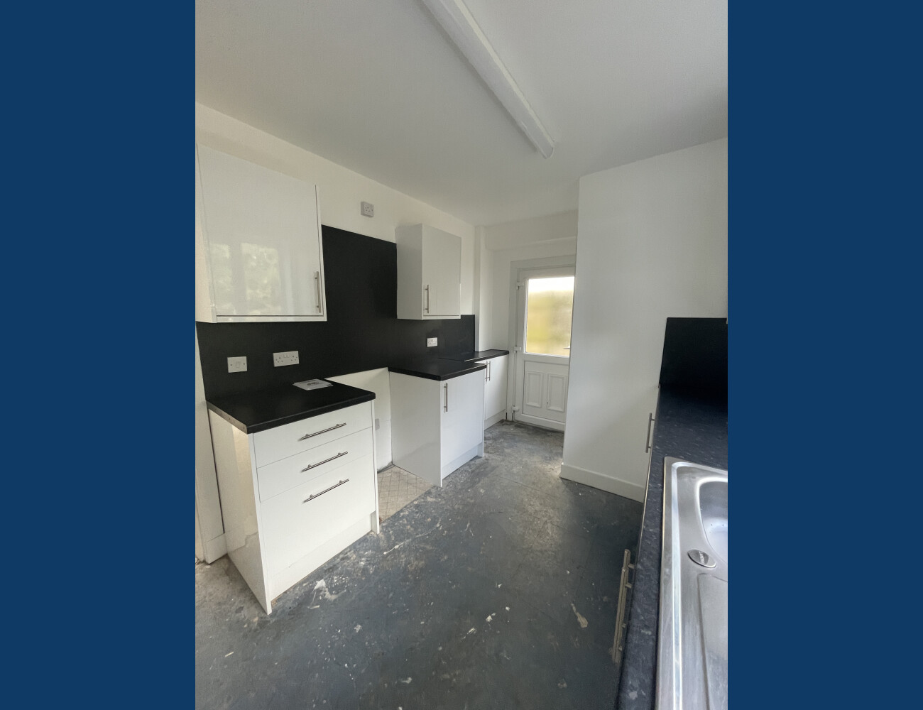 37 Curtis Avenue, Glasgow G44 4QD 2 Bedroom SemiDetached House